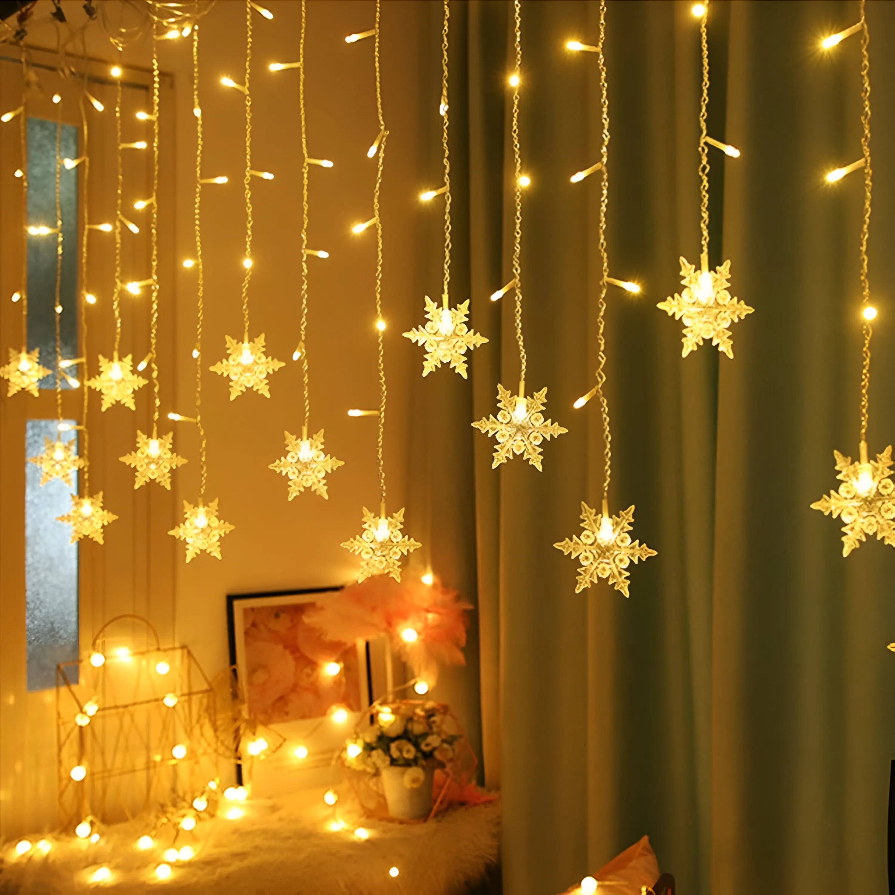 Winter Glow Curtain Lights